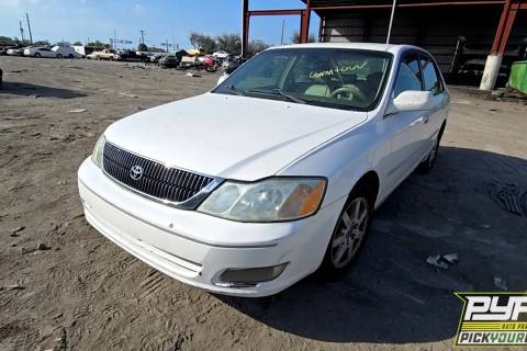 Photo of 2000 Toyota Avalon