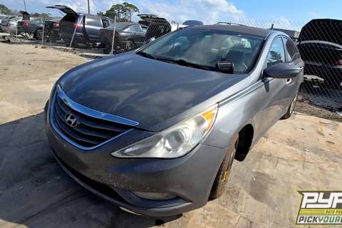Photo of 2013 Hyundai Sonata