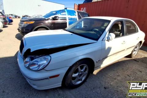 Photo of 2005 Hyundai Sonata