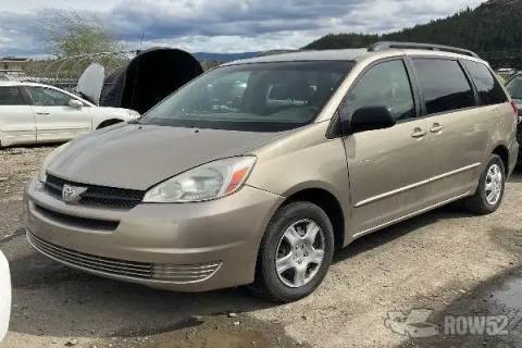 Photo of 2005 Toyota Sienna