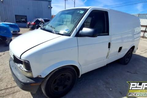 Photo of 2004 Chevrolet Astro