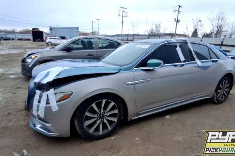 Photo of 2017 Lincoln Continental