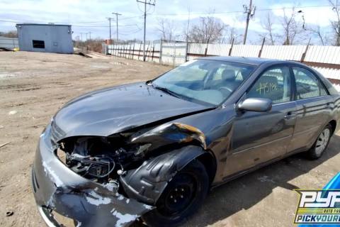 Photo of 2004 Toyota Camry