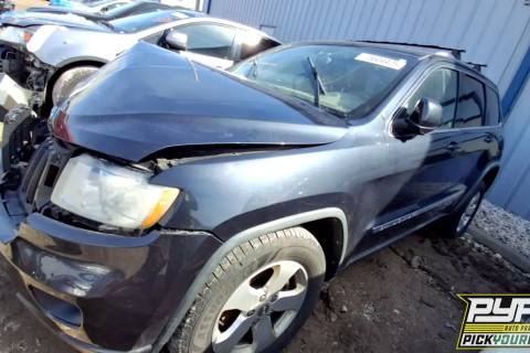 Photo of 2012 Jeep Grand Cherokee