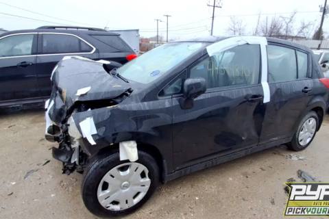 Photo of 2011 Nissan Versa