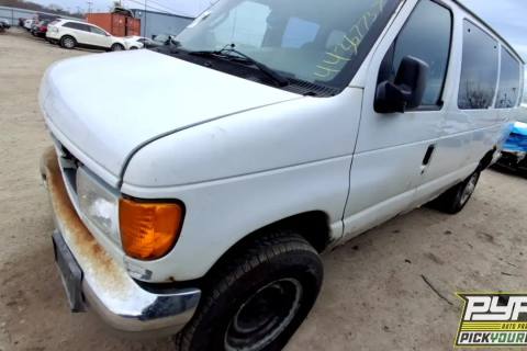 Photo of 2007 Ford E-350 Super Duty