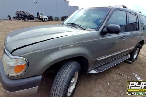 Photo of 2001 Ford Explorer