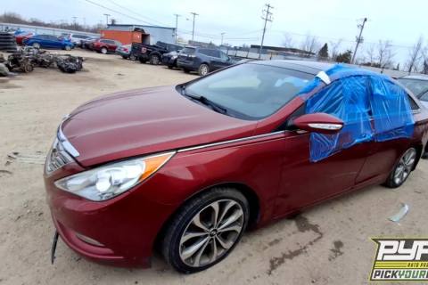 Photo of 2013 Hyundai Sonata