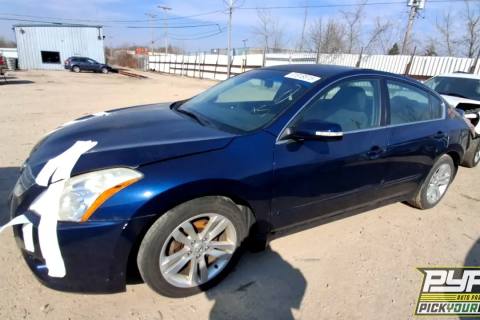 Photo of 2010 Nissan Altima