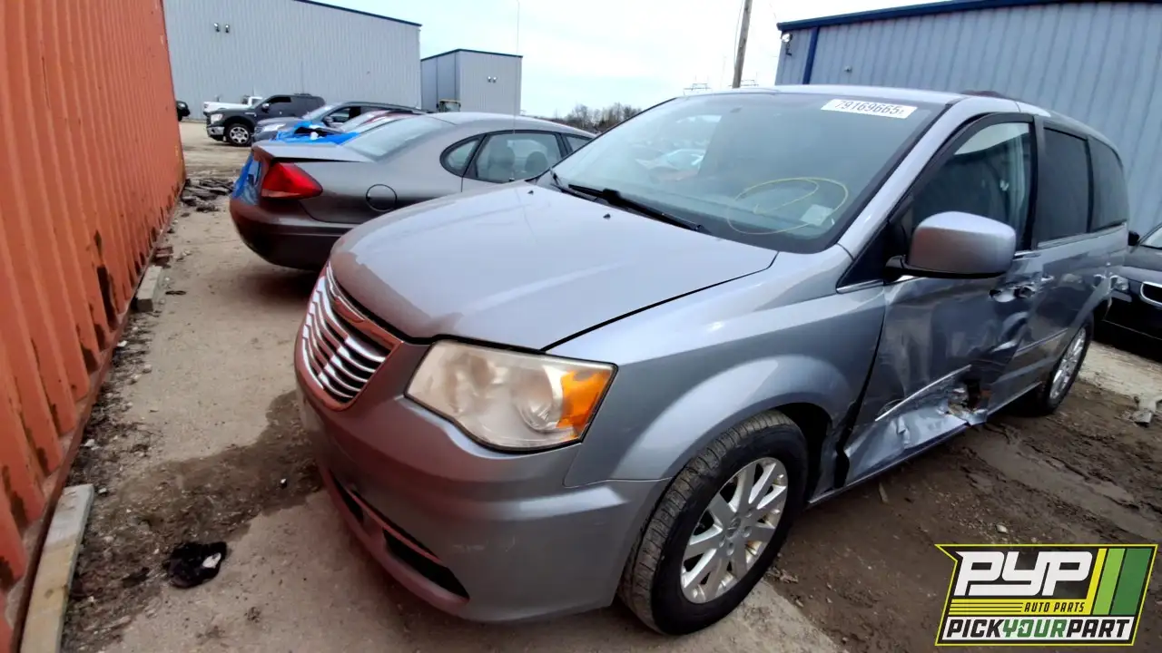 Photo of 2013 Chrysler Town & Country