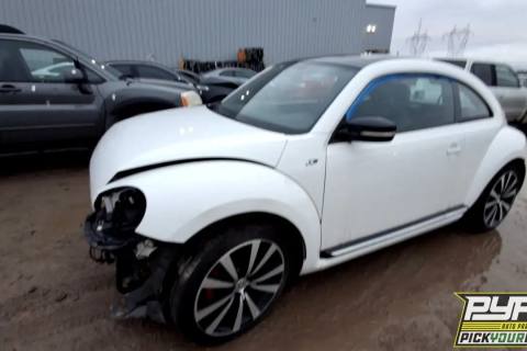 Photo of 2014 Volkswagen Beetle