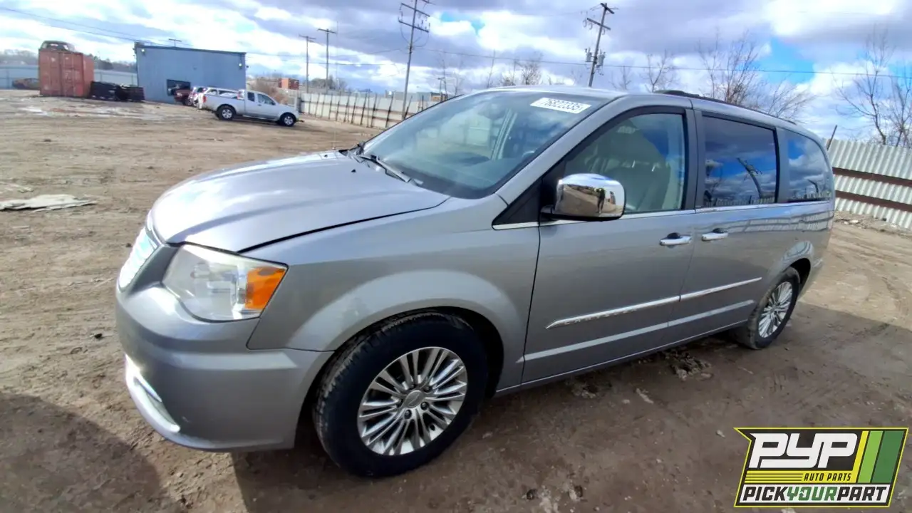 Photo of 2013 Chrysler Town & Country