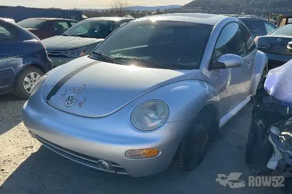Photo of 2004 Volkswagen New Beetle
