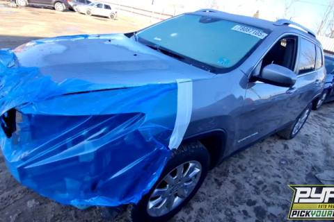 Photo of 2016 Jeep Cherokee