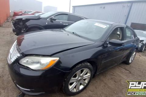 Photo of 2012 Chrysler 200