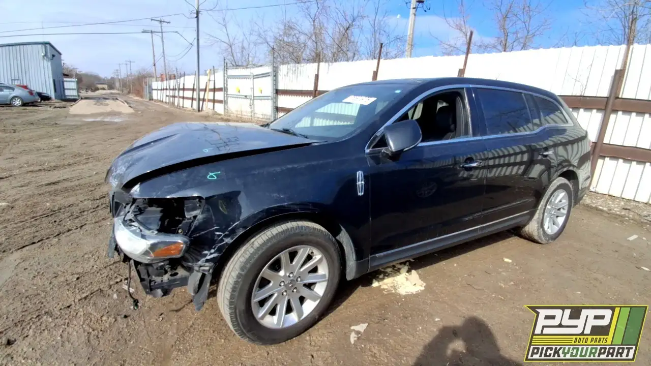 Photo of 2017 Lincoln Mkt Town Car