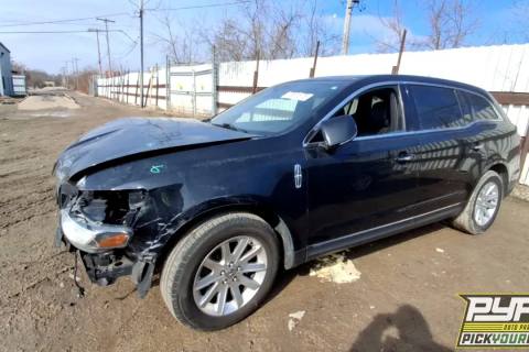 Photo of 2017 Lincoln Mkt Town Car
