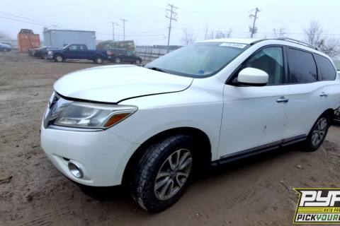 Photo of 2014 Nissan Pathfinder
