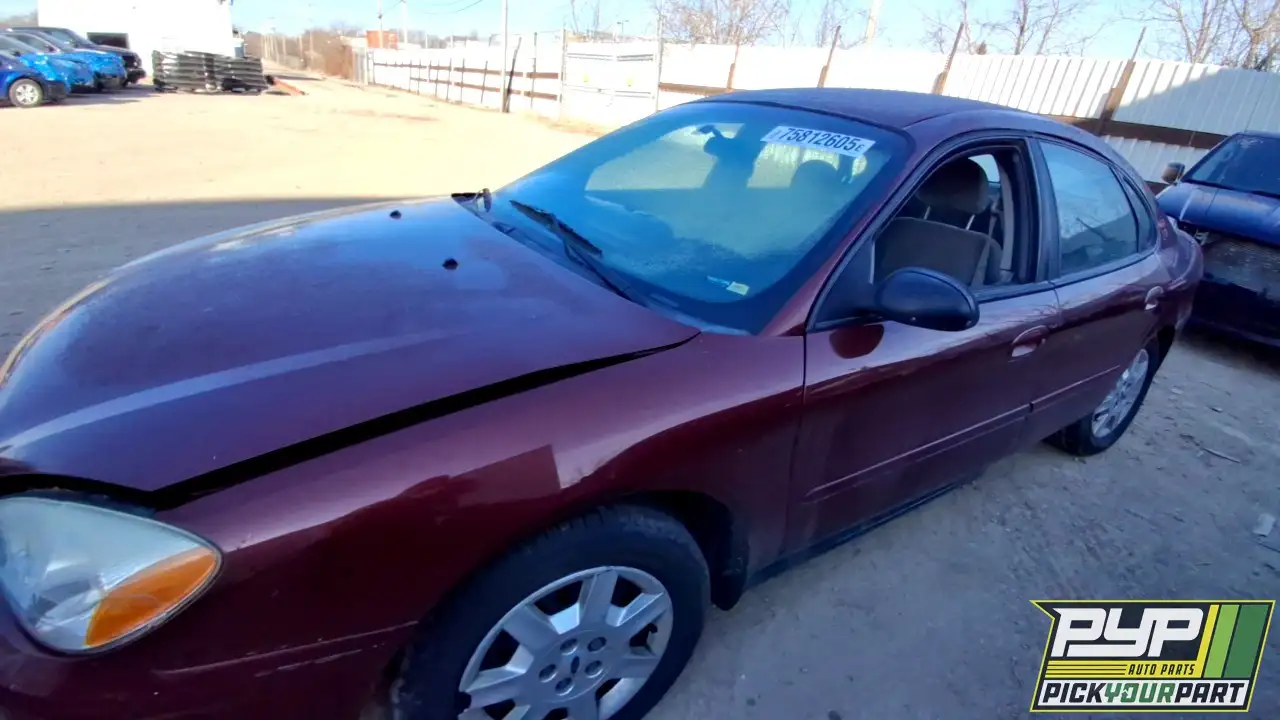 Photo of 2005 Ford Taurus