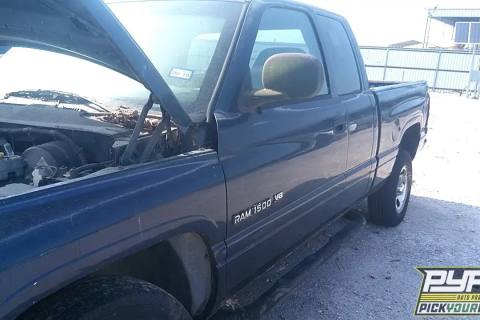 Photo of 2001 Dodge Ram 1500