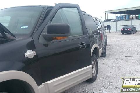 Photo of 2006 Ford Expedition