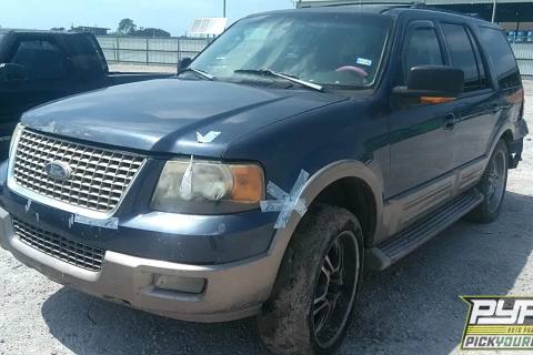 Photo of 2004 Ford Expedition