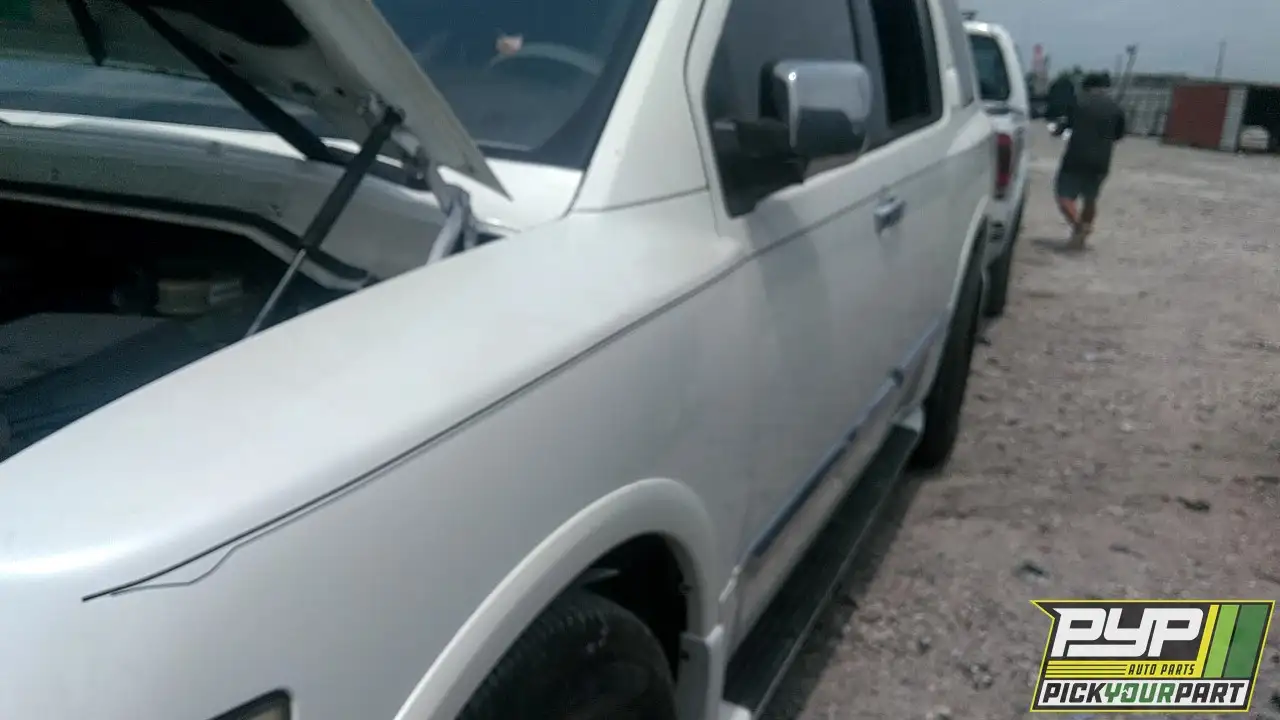 Photo of 2005 Infiniti Qx56