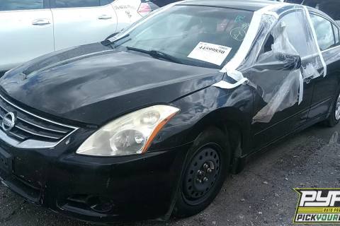 Photo of 2011 Nissan Altima