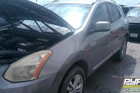 Photo of 2012 Nissan Rogue