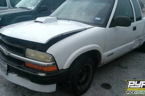 Photo of 2002 Chevrolet S10