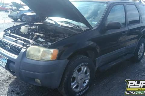Photo of 2004 Ford Escape
