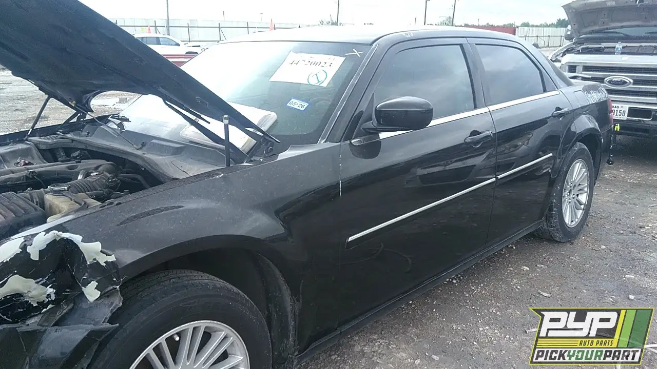 Photo of 2005 Chrysler 300