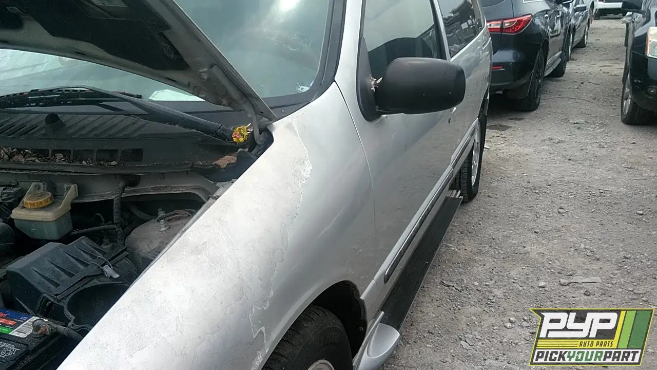 Photo of 2002 Nissan Quest