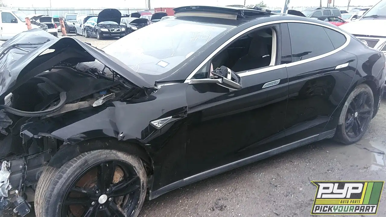 Photo of 2014 Tesla S