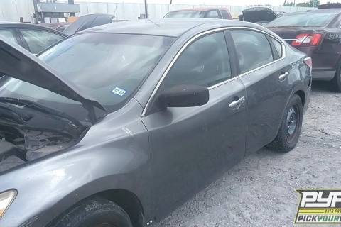 Photo of 2014 Nissan Altima