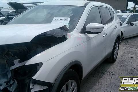Photo of 2015 Nissan Rogue