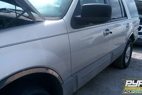 Photo of 2003 Ford Expedition