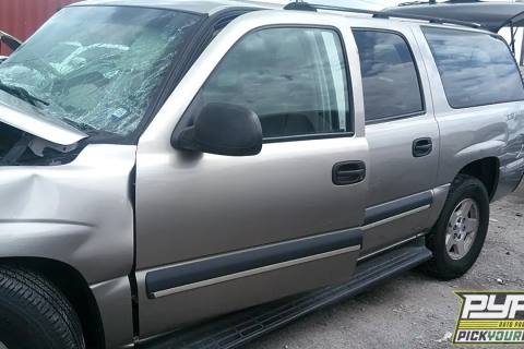 Photo of 2003 Chevrolet Suburban 1500