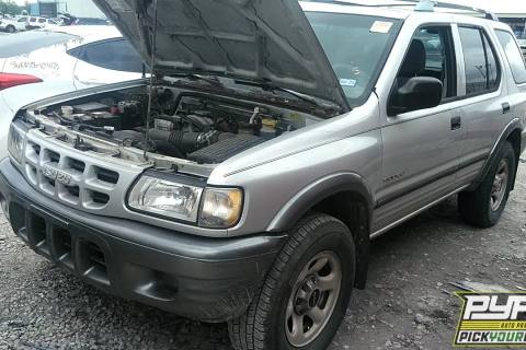 Photo of 2002 Isuzu Rodeo