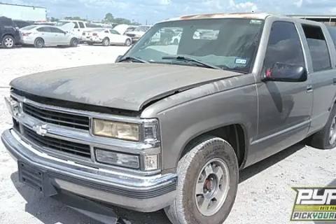 Photo of 1998 Chevrolet Tahoe
