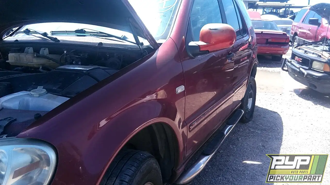 Photo of 2000 Mercedes-Benz Ml320