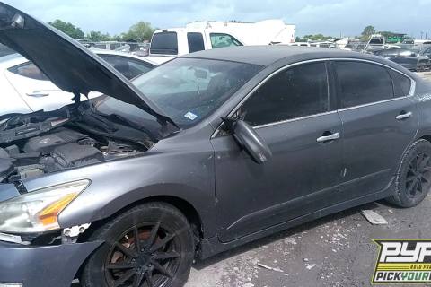 Photo of 2015 Nissan Altima