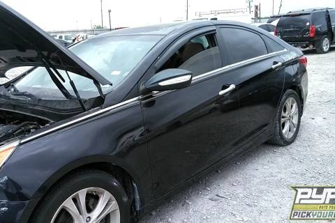 Photo of 2011 Hyundai Sonata