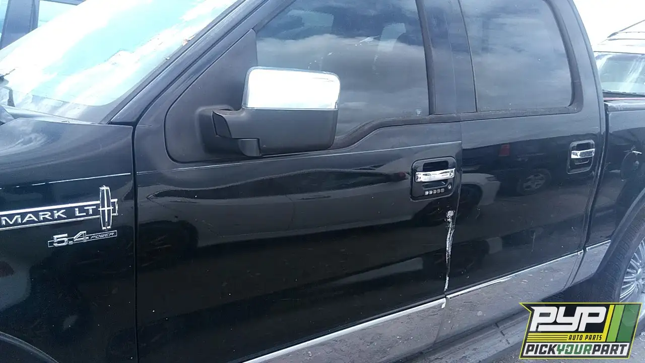 Photo of 2006 Lincoln Mark Lt