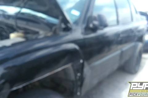 Photo of 2002 Chevrolet Avalanche 1500