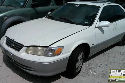 Photo of 2001 Toyota Camry