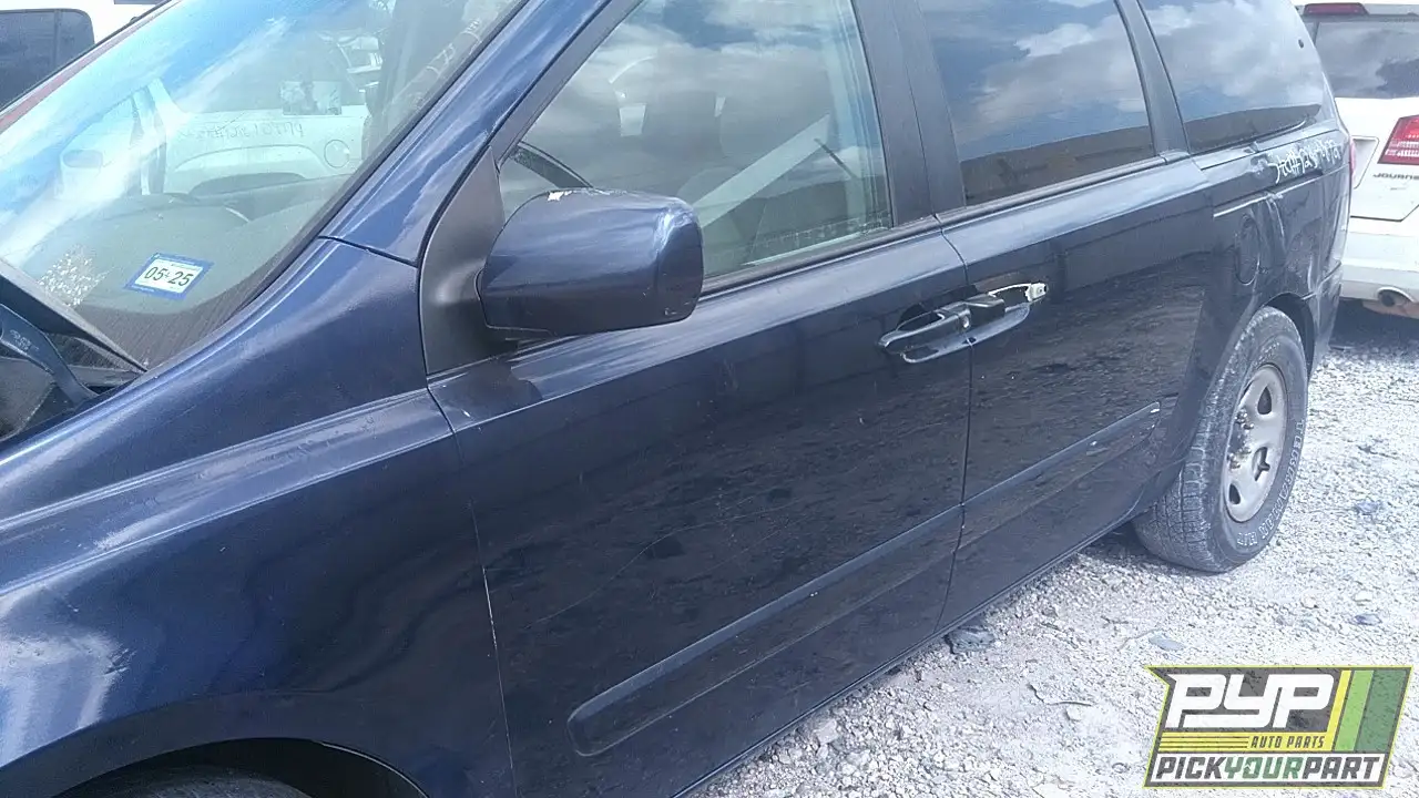 Photo of 2006 Kia Sedona