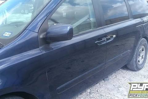 Photo of 2006 Kia Sedona