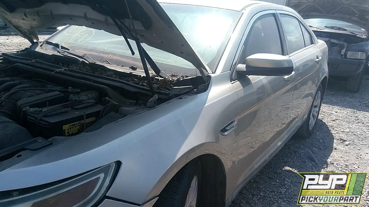 Photo of 2011 Ford Taurus