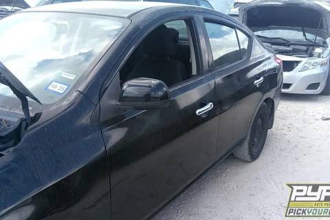 Photo of 2014 Nissan Versa